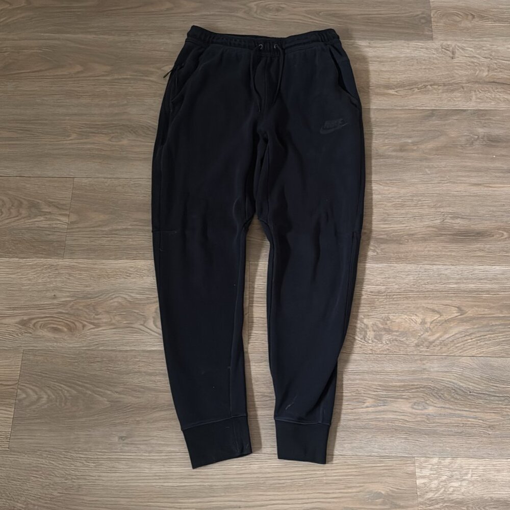 Black Nike Tech Fleece Pants (FAST SHIPPING)